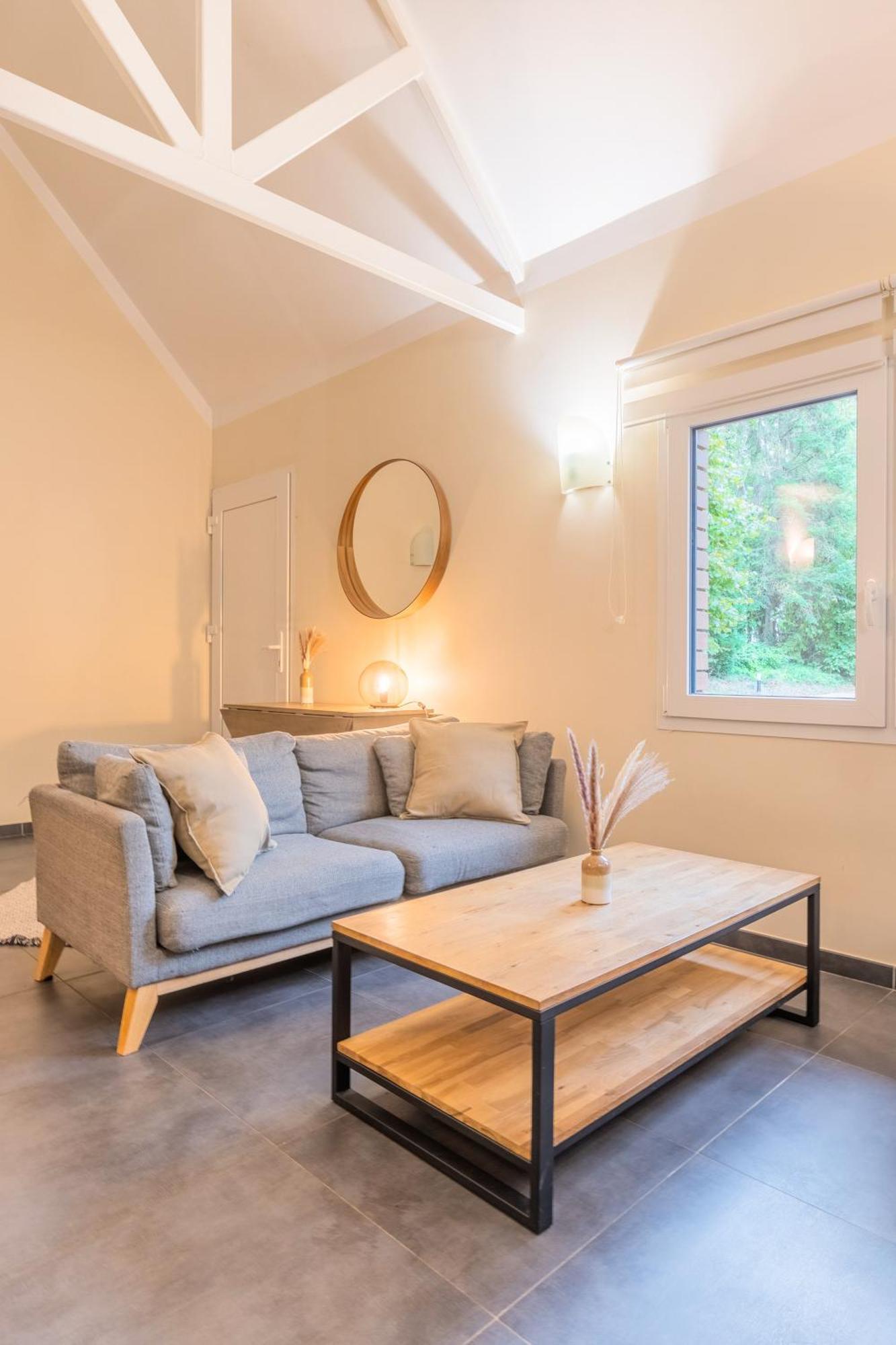 Espace Zen'Ing Gondecourt Экстерьер фото