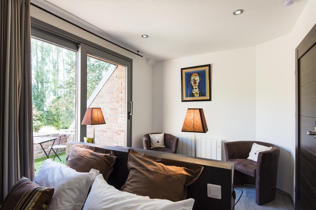 Espace Zen'Ing Gondecourt Экстерьер фото