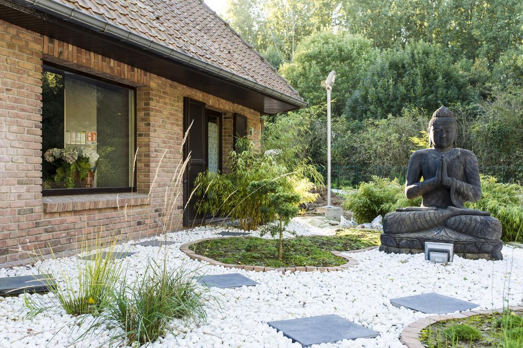 Espace Zen'Ing Gondecourt Экстерьер фото